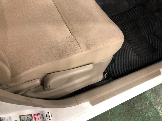 ムーヴ Ｘリミテッド　走行４８８３０キロ／ワンセグナビ／バックカメラ　１年保証距離無制限　走行距離４８３３０キロ　ワンセグナビ　バックカメラ　純正マット　助手席エアバッグ　アイドリングストップ　プッシュボタンスタート　電動格納式ドアミラー　キーフリー（15枚目）