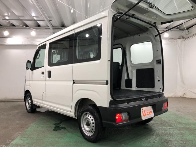 ハイゼットカーゴ スペシャル　走行２３４５７キロ／間仕切カーテン／ドラレコ　１年保証距離無制限　走行距離２３４５７キロ　ディスプレイオーディオ　ブルートゥース　ドラレコ　純正マット　助手席エアバック　クリアランスソナー　オートライト　アイドリングストップ　両側スライドドア（26枚目）