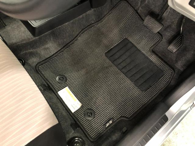 ミライース Ｘ　ＳＡＩＩＩ　走行１３８４６０キロ／ＣＤチューナー／マット　１年保証距離無制限　走行距離１３８４６０キロ　ＣＤチューナー　純正カーペットマット　助手席エアバッグ　クリアランスソナー　ＬＥＤヘッドランプ　アイドリングストップ　電動格納式ドアミラー　キーレス（18枚目）