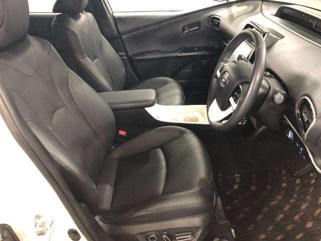 プリウス Ａプレミアム　車検整備付／走行３７０７３キロ／フルセグナビ　１年保証距離無制限　走行距離３７０７３キロ　フルセグナビ　バックカメラ　ブルートゥース　ドラレコ　純正マット　サイドエアバッグ　ＬＥＤヘッドランプ　シートヒーター　プッシュスタート　キーフリー（4枚目）