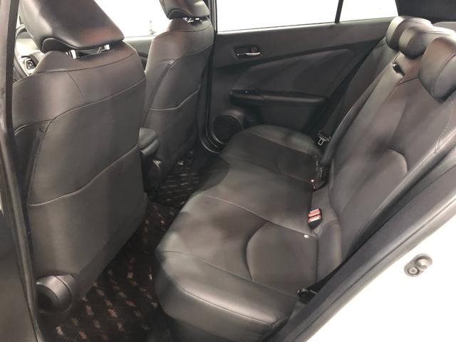 プリウス Ａプレミアム　車検整備付／走行３７０７３キロ／フルセグナビ　１年保証距離無制限　走行距離３７０７３キロ　フルセグナビ　バックカメラ　ブルートゥース　ドラレコ　純正マット　サイドエアバッグ　ＬＥＤヘッドランプ　シートヒーター　プッシュスタート　キーフリー（36枚目）