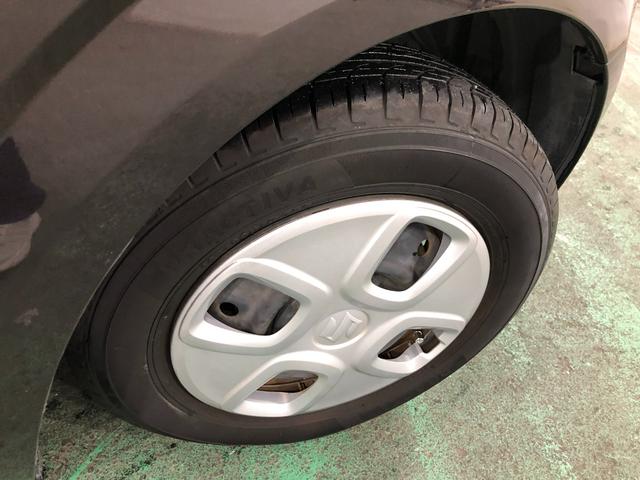 アルト Ｌ　走行１１２２２１キロ／ＣＤチューナー／純正マット　１年保証距離無制限　走行距離１１２２２１キロ　ＣＤチューナー　純正カーペットマット　助手席エアバッグ　アイドリングストップ　ドリンクホルダー　マニュアルエアコン　キーレスエントリー（17枚目）