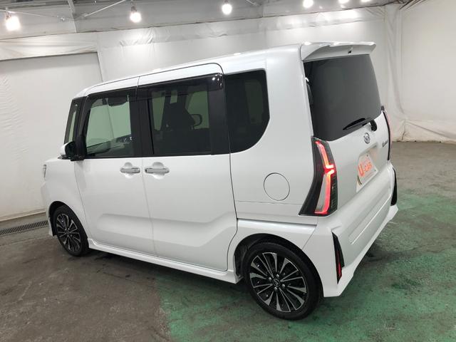 両側電動スライドドアで小さなお子さんや高齢者でも簡単に乗り降りできますね。