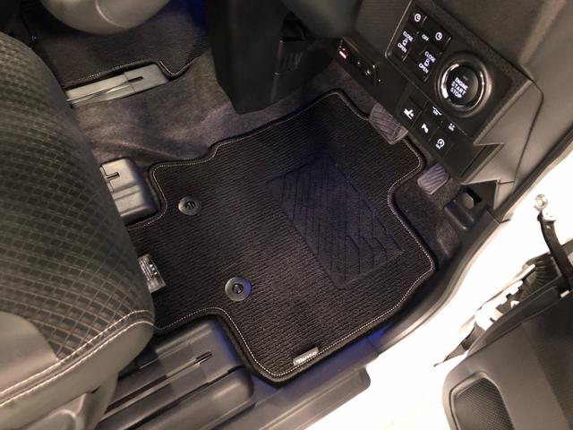タント カスタムＲＳスタイルセレクション　走行２５３２２キロ／雹害　一年保証・走行距離無制限　走行２５３２２キロ　フルセグナビ　ブルートゥース　バックカメラ　ドラレコ　ＥＴＣ　クリアランスソナー　オートライト　ＬＥＤヘッドライト　シートヒーター　両側電動スライドドア（18枚目）