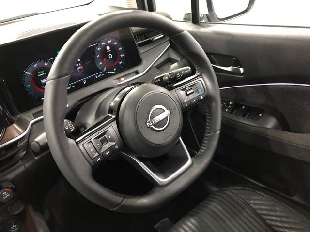 オーラ G レザーエディション BOSEヘッドスピーカー/ナビ 1年保証距離無制限 走行距離18097キロ BOSEスピーカー フルセグナビ 全周囲カメラ ドラレコ 純正マット サイドエアバッグ LEDヘッドランプ USBソケット 電動パーキングブレーキ(12枚目)