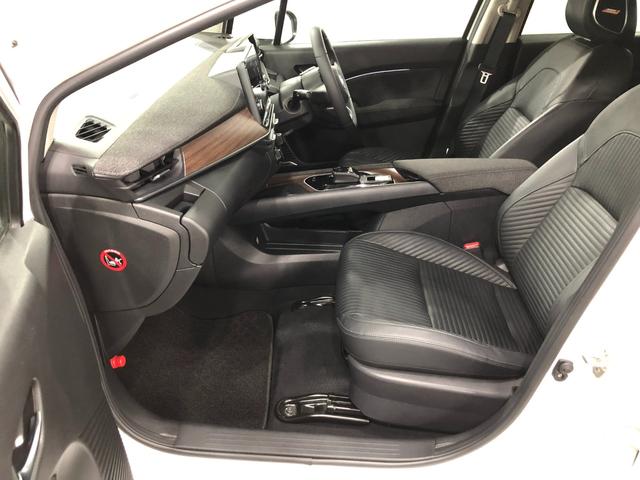 オーラ G レザーエディション BOSEヘッドスピーカー/ナビ 1年保証距離無制限 走行距離18097キロ BOSEスピーカー フルセグナビ 全周囲カメラ ドラレコ 純正マット サイドエアバッグ LEDヘッドランプ USBソケット 電動パーキングブレーキ(33枚目)