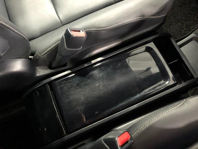 エスクァイア Gi ブラックテーラード 4WD 大画面ナビ 後席モニター 車検整備付 1年保証距離無制限 走行距離42487キロ 純正大画面ナビ バックカメラ ブルートゥース ドラレコ 後席モニター 純正マット LEDヘッドランプ シートヒーター プッシュスタート(52枚目)