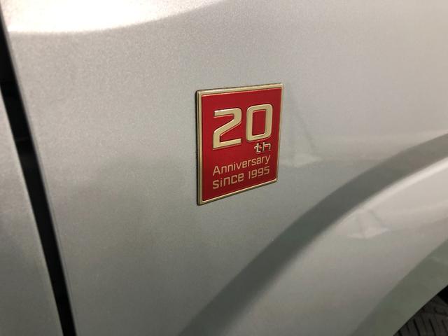 エンジンはボタンONで始動!