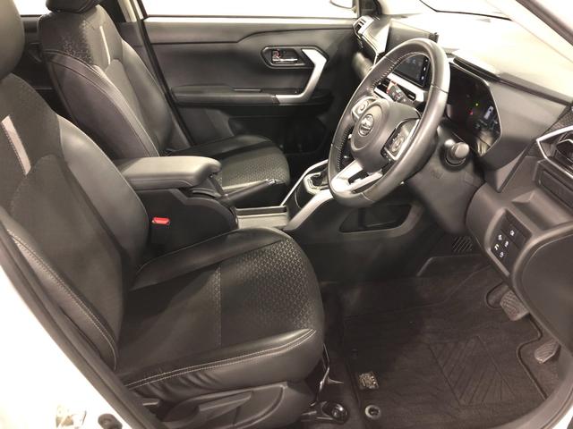 ロッキー プレミアム　走行６７４８１キロ／ディスプレイオーディオ　一年保証・走行距離無制限　走行６７４８１キロ　ディスプレイオーディオ　ブルートゥース　ＵＳＢ　バックカメラ　オートライト　ＬＥＤヘッドライト　クリアランスソナー　シートヒーター（4枚目）