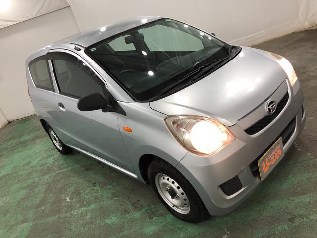 ミラ ＴＸ　走行７２０２１キロ／タイヤ４本交換／ＡＭＦＭラジオ　一年保証・走行距離無制限　走行７２０２１キロ　ＦＭＡＭラジオ　パワステ　パワーウィンドウ　キーレス　マニュアルエアコン　助手席エアバック　純正カーペットマット（9枚目）