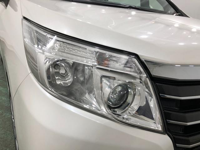 ノア X 走行58466キロ/純正フルセグナビ/ドラレコ 1年保証距離無制限 走行距離58466キロ バックカメラ ブルートゥース ドラレコ 純正マット LEDヘッドランプ 片側電動スライドドア 電動格納式ドアミラー プッシュスタート キーフリー(29枚目)