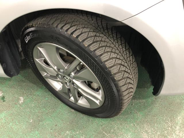 シエンタ ハイブリッド ファンベースG クエロ 走行20032キロ 1年保証距離無制限 走行距離20032キロ フルセグナビ 全周囲カメラ ブルートゥース ドラレコ 純正マット LEDヘッドランプ シートヒーター 両側電動スライドドア プッシュスタート キーフリー(32枚目)