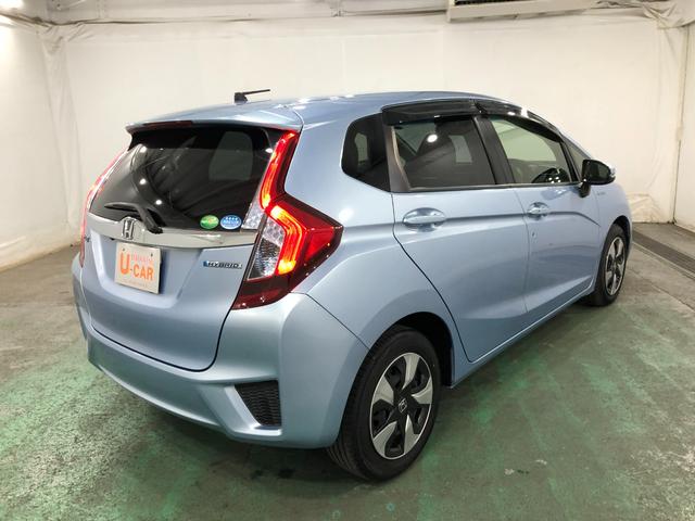 フィットハイブリッド Ｆパッケージ　走行５２４７１キロ／ワンセグナビ／バックカメラ　１年保証距離無制限　走行距離５２４７１キロ　ワンセグナビ　バックカメラ　ブルートゥース　純正マット　サイドエアバッグ　電動格納式ドアミラー　プッシュスタート（13枚目）