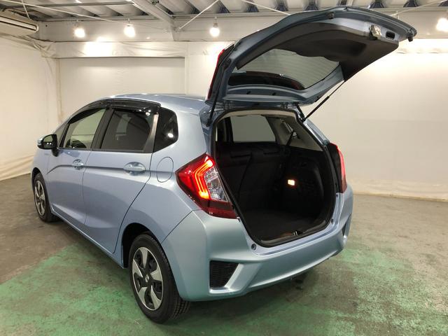 フィットハイブリッド Ｆパッケージ　走行５２４７１キロ／ワンセグナビ／バックカメラ　１年保証距離無制限　走行距離５２４７１キロ　ワンセグナビ　バックカメラ　ブルートゥース　純正マット　サイドエアバッグ　電動格納式ドアミラー　プッシュスタート（26枚目）