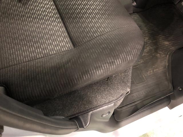 ハイゼットカーゴ クルーズ　走行４５３８３キロ／車検整備付／４ＷＤ／ナビ　一年保証・走行距離無制限　走行４５３８３キロ　フルセグナビ　ブルートゥース　バックカメラ　クリアランスソナー　オートライト　ＬＥＤヘッドライト　アイドリングストップ（15枚目）