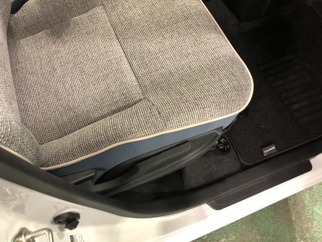 痛みの出やすい運転席シートも良好です。シートヒーターで寒い日にはとても役立つ機能付きですよ♪