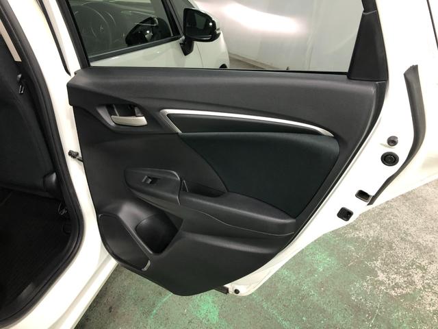 フィット 13G・Fパッケージ ファインエディション ナビ/Bカメラ 1年保証距離無制限 走行距離29313キロ ワンセグナビ バックカメラ 純正マット 助手席エアバッグ プッシュボタンスタート 電動格納式ドアミラー(36枚目)