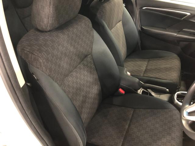 フィット 13G・Fパッケージ ファインエディション ナビ/Bカメラ 1年保証距離無制限 走行距離29313キロ ワンセグナビ バックカメラ 純正マット 助手席エアバッグ プッシュボタンスタート 電動格納式ドアミラー(46枚目)