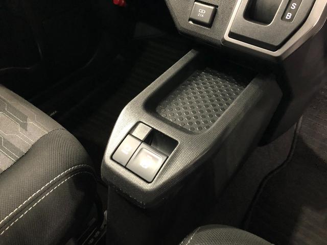 タフト Ｇターボ　ダーククロムベンチャー　走行５４９８１キロ／ＬＥＤ　１年保証距離無制限　走行距離５４９８１キロ　ＵＳＢソケット　純正マット　サイドエアバッグ　ＬＥＤヘッドランプ　アイドリングストップ　シートヒーター　プッシュボタンスタート　オート格納式ドアミラー（50枚目）