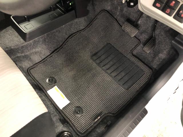 ミライース ＸリミテッドＳＡ３　走行１１４３８キロ／ナビ／ドラレコ　一年保証・走行距離無制限　走行１１４３８キロ　フルセグナビ　ブルートゥース　バックカメラ　ドラレコ　クリアランスソナー　オートライト　ＬＥＤヘッドライト（18枚目）