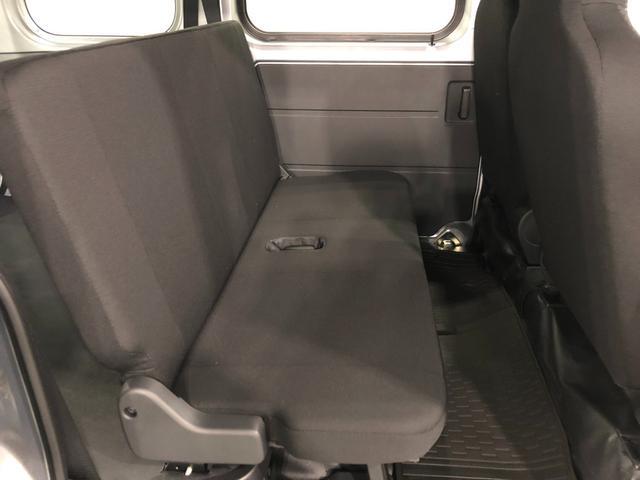ハイゼットカーゴ ＤＸ　走行３５キロ／ＦＭＡＭラジオ／オートライト　１年保証距離無制限　走行距離３５キロ　ＦＭＡＭラジオ　純正フロアマット　クリアランスソナー　オートライト　両側電動スライドドア　アイドリングストップ　キーレスエントリー（9枚目）