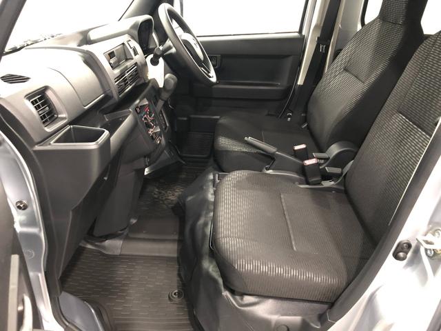 ハイゼットカーゴ ＤＸ　走行３５キロ／ＦＭＡＭラジオ／オートライト　１年保証距離無制限　走行距離３５キロ　ＦＭＡＭラジオ　純正フロアマット　クリアランスソナー　オートライト　両側電動スライドドア　アイドリングストップ　キーレスエントリー（33枚目）