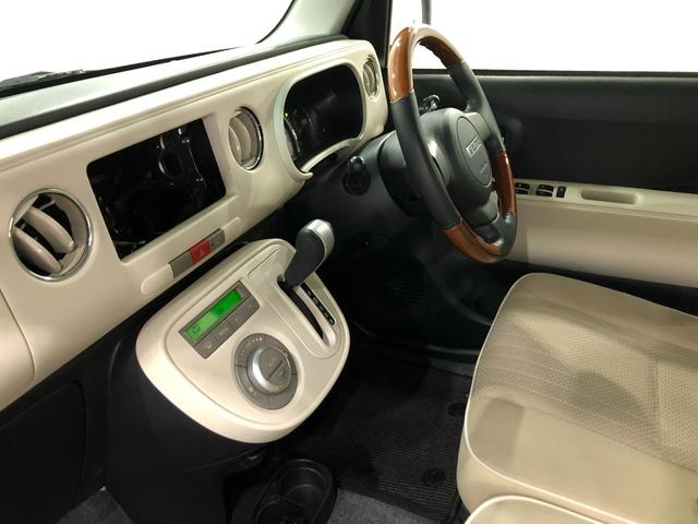 ミラココア ココアプラスＸ　修復歴／走行４１９２７キロ／電動格納式ミラー　１年保証距離無制限　走行距離４１９２７キロ　純正マット　アイドリングストップ　オートエアコン　電動格納式ドアミラー　ドリンクホルダー（31枚目）