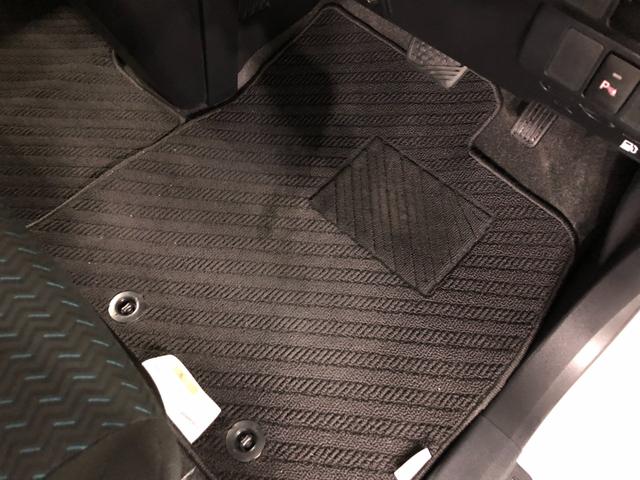 嬉しい純正フロアマット付き♪　状態も良好です（＾＾♪