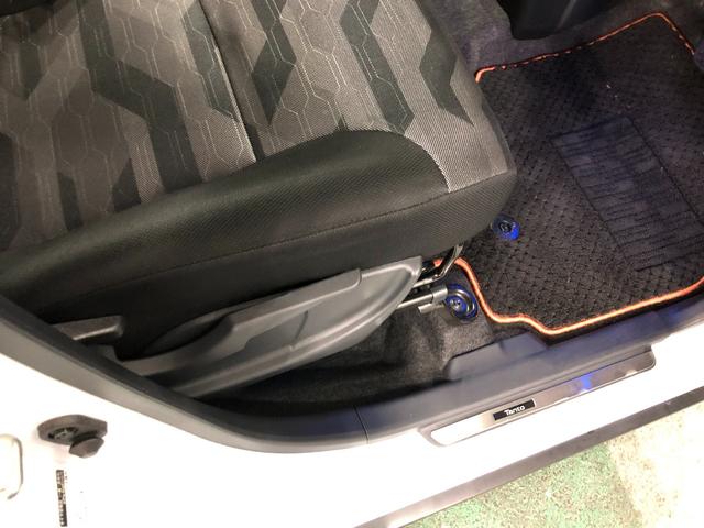 タント ファンクロスターボ　走行１６６１４キロ／純正ナビ／ドラレコ　１年保証距離無制限　走行距離１６６１４キロ　純正フルセグナビ　パノラマモニター　ドラレコ　純正マット　サイドエアバッグ　ＬＥＤヘッドランプ　アイドリングストップ　シートヒーター　両側電動スライドドア（15枚目）