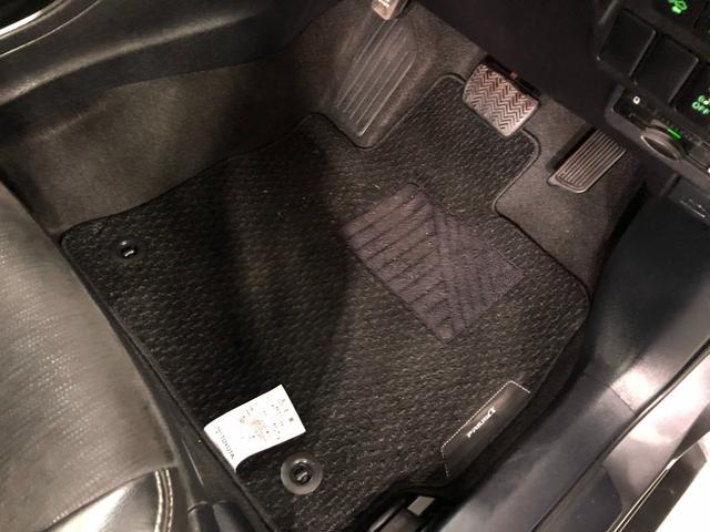 プリウスアルファ G 雹害/走行66559キロ/フルセグナビ/ドラレコ 1年保証距離無制限 走行距離66559キロ フルセグナビ バックカメラ ブルートゥース ドラレコ 純正マット サイドエアバッグ LEDヘッドランプ(18枚目)