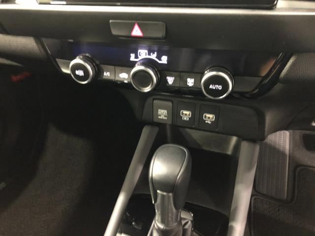 フィット ＲＳ　車検整備付／走行９８０８キロ／ナビ／前後ドラレコ（14枚目）