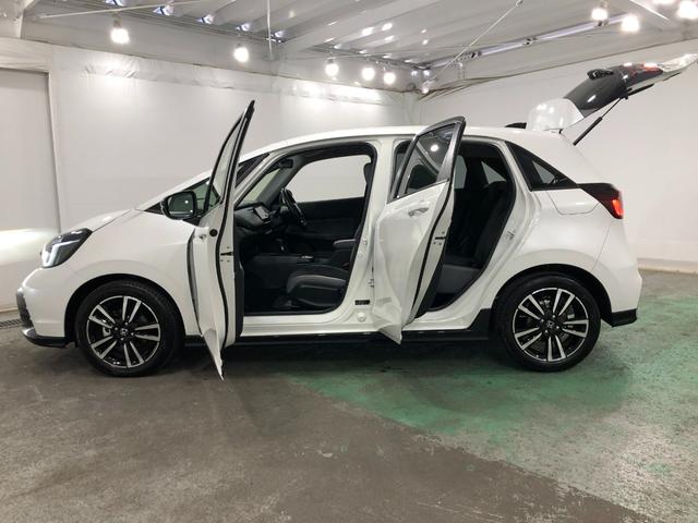 フィット ＲＳ　車検整備付／走行９８０８キロ／ナビ／前後ドラレコ（25枚目）