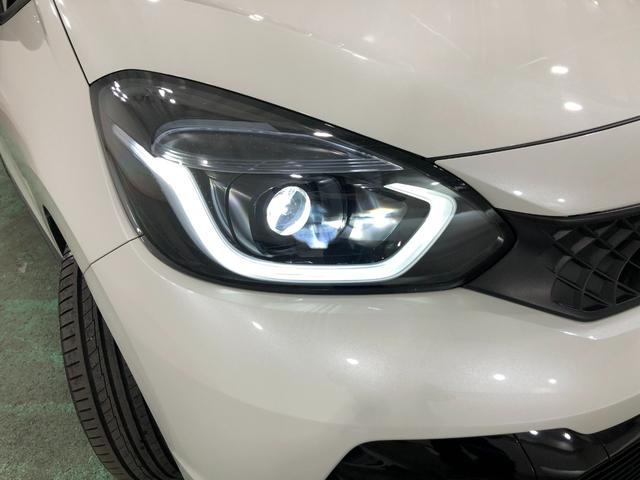 フィット ＲＳ　車検整備付／走行９８０８キロ／ナビ／前後ドラレコ（28枚目）