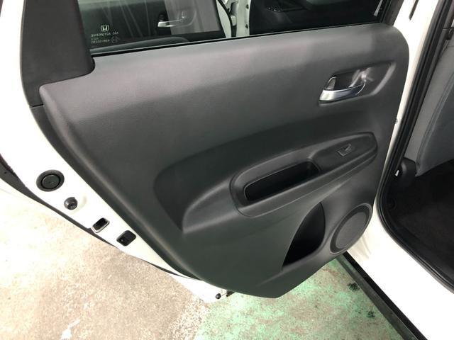 フィット ＲＳ　車検整備付／走行９８０８キロ／ナビ／前後ドラレコ（35枚目）