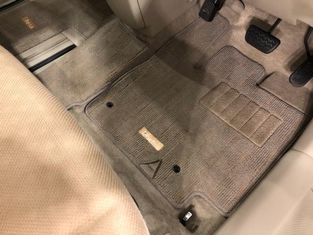 ポルテ １３０ｉ　ＨＩＤセレクション　走行６２３０９キロ／チューナー　１年保証・走行距離無制限　走行６２３０９キロ　車検Ｒ８．７　禁煙車　点検記録簿有　純正カーペットマット　ＨＩＤヘッドライト　キーレスエントリー（23枚目）