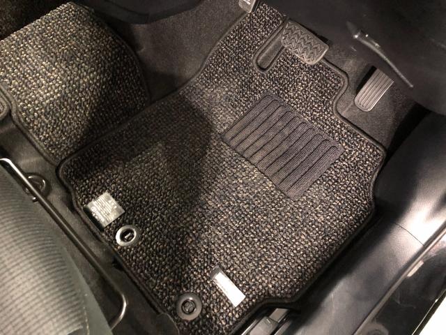 シエンタ Ｇ　走行１７５７０キロ／ナビ／ドラレコ／バックカメラ／ＥＴＣ　一年保証・走行距離無制限　走行１７５７０キロ　フルセグナビ　ブルートゥース　バックカメラ　ドラレコ　オートライト　ＬＥＤヘッドライト　シートヒーター　両側電動スライドドア（18枚目）