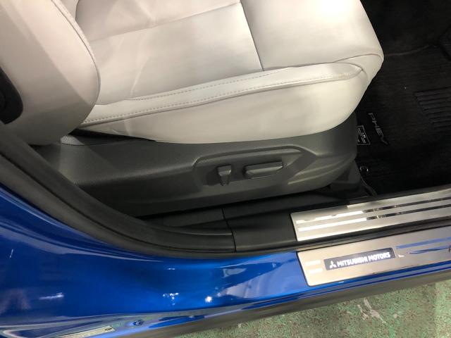 エクリプスクロスＰＨＥＶ Ｐ　走行８９９８キロ／４ＷＤ／ナビ／全周囲カメラ／ＥＴＣ　一年保証・走行距離無制限　走行８９９８キロ　フルセグナビ　ブルートゥース　全周囲カメラ　サイドエアバック　クリアランスソナー　オートライト　ＬＥＤヘッドライト　シートヒーター（15枚目）