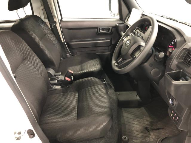 ハイゼットカーゴ デッキバンＧ　４ＷＤ／走行３６０２９キロ／ナビ／ドラレコ　１年保証距離無制限　走行３６０２９キロ　４ＷＤ　フルセグナビ　ブルートゥース　ドラレコ　純正マット　オートライト　アイドリングストップ　両側スライドドア　電動格納式ドアミラー　プッシュボタンスタート（4枚目）