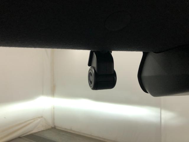 今や必須アイテムのドラレコです。送迎や通勤で使う方には特に喜ばれます。