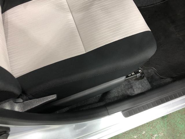 ミライース Ｌ　ＳＡＩＩＩ　走行１５８９キロ／クリアランスソナー　一年保証・走行距離無制限　走行１５８９キロ　助手席エアバック　オートライト　オートマチックハイビーム　クリアランスソナー　アイドリングストップ（15枚目）