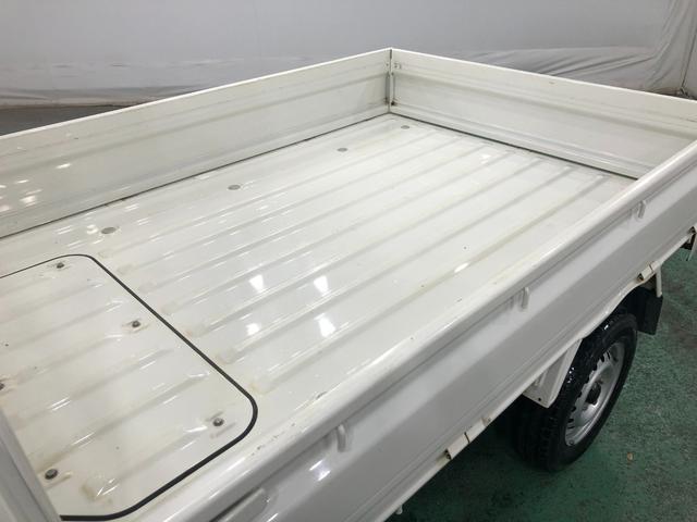 ハイゼットトラック スタンダード 走行56826キロ/FMAMラジオ/マット 1年保証距離無制限 走行距離56826キロ FMAMラジオ 純正フロアマット ドリンクホルダー マニュアルエアコン 取扱説明書 メンテナンスノート(27枚目)