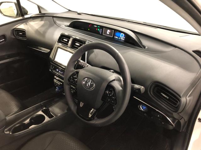 プリウス Ｓ　走行１２０４２キロ／ナビ／バックカメラ／ドラレコ／ＥＴＣ　一年保証・走行距離無制限走行１２０４２キロ　フルセグナビ　ブルートゥース　バックカメラ　ドラレコ　クリアランスソナー　オートライト　ＬＥＤヘッドライト（41枚目）