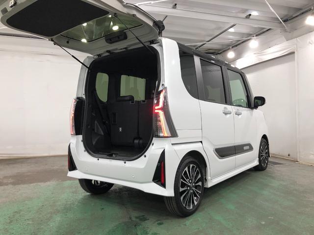 タント カスタムＲＳ　ターボ　車検Ｒ１０．２　走行９６２５キロ　２トーン色　一年保証・走行距離無制限　新車保証継承　走行９６２５キロ　クルーズコントロール　サイドエアバック　クリアランスソナー　ＬＥＤヘッドライト　ベンチシート　シートヒーター　両側電動スライドドア（6枚目）