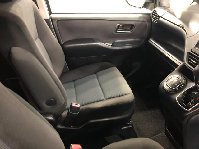 ノア Ｘ　Ｖパッケージ　修復歴／走行７１７４５キロ／ワンセグナビ　１年保証距離無制限　走行距離７１７４５キロ　ワンセグナビ　バックカメラ　ブルートゥース　純正マット　助手席エアバック　両側スライドドア（43枚目）