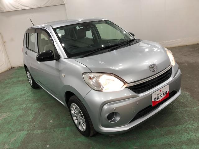 パッソ Ｘ　Ｓ　走行５５３４９キロ／ワンセグナビ／バックカメラ　１年保証距離無制限　走行距離５５３４９キロ　ワンセグナビ　バックカメラ　ブルートゥース　純正マット　アイドリングストップ　オート格納式ドアミラー（9枚目）