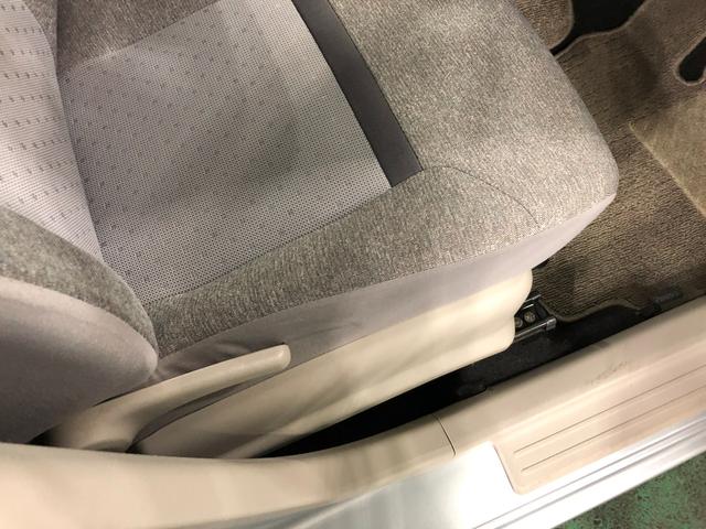 パッソ Ｘ　Ｓ　走行５５３４９キロ／ワンセグナビ／バックカメラ　１年保証距離無制限　走行距離５５３４９キロ　ワンセグナビ　バックカメラ　ブルートゥース　純正マット　アイドリングストップ　オート格納式ドアミラー（15枚目）