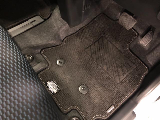 タント カスタムＲＳ　走行１９２５６キロ／オートライト／シートヒータ　一年保証・走行距離無制限　走行１９２５６キロ　サイドエアバック　クリアランスソナー　オートマチックハイビーム　オートライト　ＬＥＤヘッドライト　ベンチシート　シートヒーター　両側電動スライドドア（18枚目）