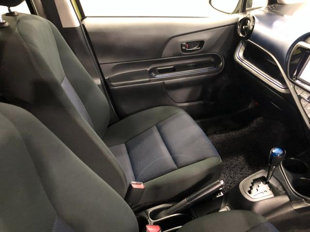 アクア Ｓ　走行２４８６２キロ／フルセグナビ／電動格納式ドアミラー　１年保証距離無制限　走行距離２４８６２キロ　フルセグナビ　カーペットマット　助手席エアバッグ　電動格納式ドアミラー　キーレスエントリー（43枚目）