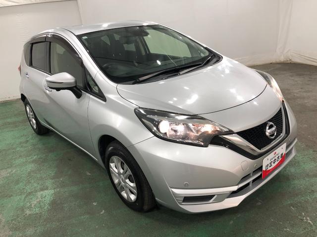 ノート Ｘ　走行２９２４８キロ／雹害／ナビ／全周囲カメラ　一年保証・走行距離無制限走行２９２４８キロ　フルセグナビ　ブルートゥース　全周囲カメラ　ＤＶＤ　オートライト　キーフリー　ホイールキャップ（9枚目）