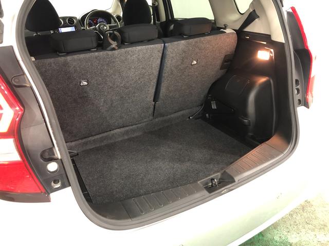 ノート Ｘ　走行２９２４８キロ／雹害／ナビ／全周囲カメラ　一年保証・走行距離無制限走行２９２４８キロ　フルセグナビ　ブルートゥース　全周囲カメラ　ＤＶＤ　オートライト　キーフリー　ホイールキャップ（27枚目）